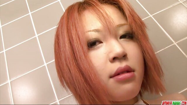 Sie war Schönheit in schwarzen Höschen und begann deutsche porno reife frauen zu masturbieren