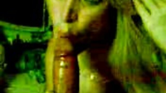 Grenze Huhn gemacht Liebe reife frauen sex porno