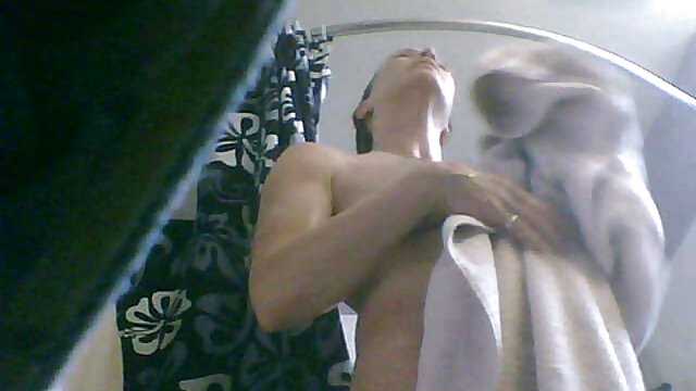 Schöne reife frauen porn junge Frau verschwunden pussy