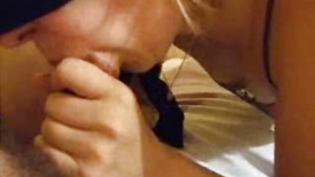 Junge beleidigt reife damen porno seine Freundin