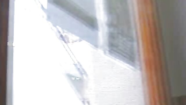 Watch reife mutter porn Dusche mit charmanten Küken