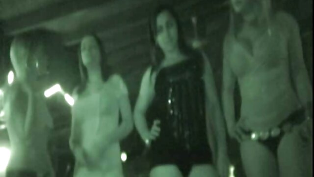 Frauen in reife blonde porno einem frischen und süßen es ist roh in Altak
